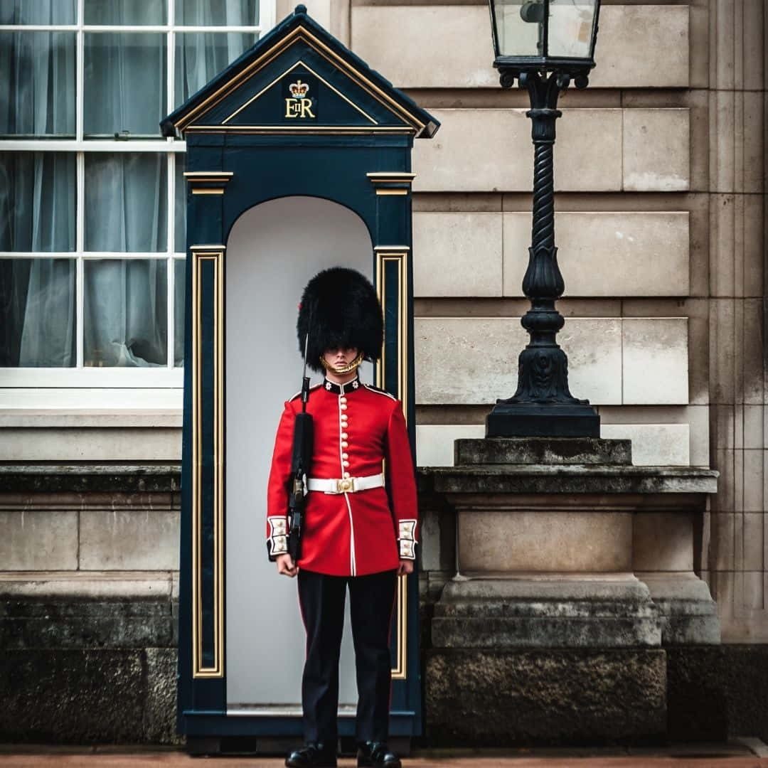 Best UK Mens Perfume Buckingham Palace Guard 1 1